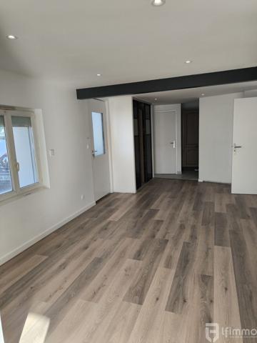 Maison de ville T3 avec terrasse et parking 175 000€ FAI