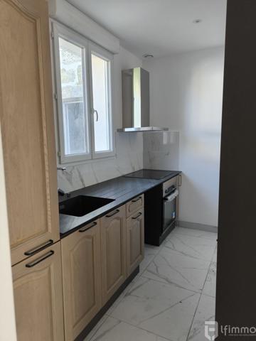 Maison de ville T3 avec terrasse et parking 175 000€ FAI