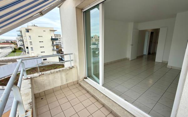 Appartement à vendre    2 pièces • 45,50 m2 Neuilly-Plaisance