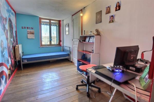 Maison 10 pièces 172m²