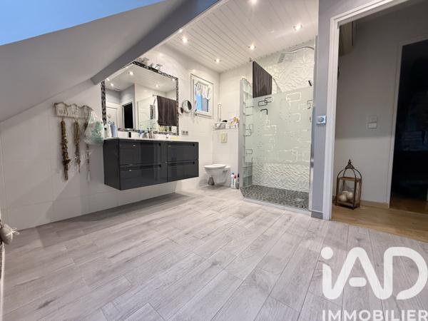 Maison à vendre 8 pièces 196 m² La Queue-en-Brie