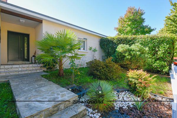 Maison 8 pièces - 250 m²