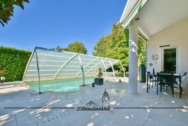 Maison 8 pièces - 250 m²