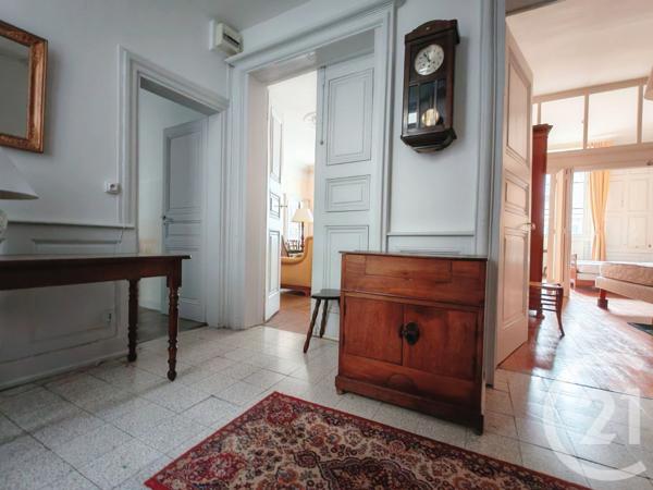 Appartement T3 à vendre  3 pièces - 93,38 m2 BELLEY - 01