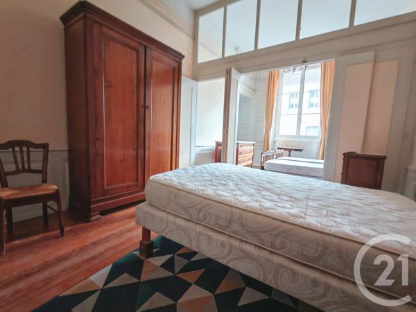 Appartement T3 à vendre  3 pièces - 93,38 m2 BELLEY - 01