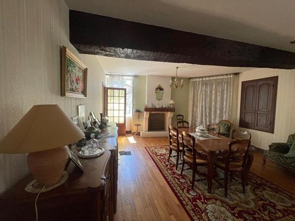 Maison de village avec grange et jardin