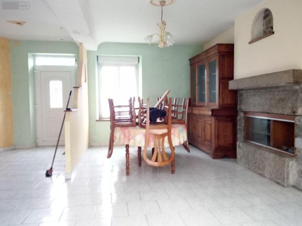 Maison à vendre à Villaines-la-Juhel en Mayenne (53700), ref : 1332