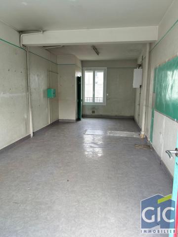 LOCAL COMMERCIA 32 M²