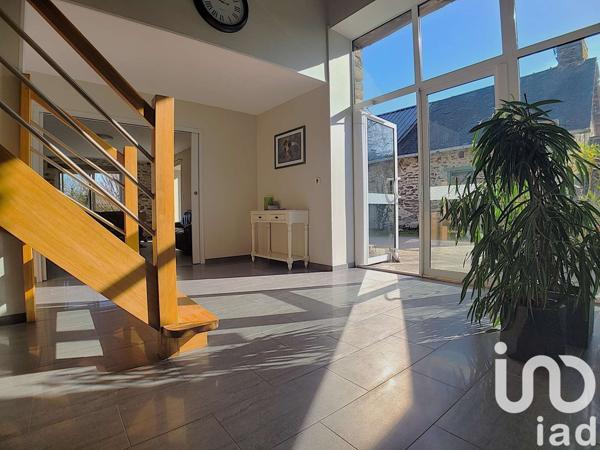 Longère 12 pièces de 319 m² à Uzerche (19140)