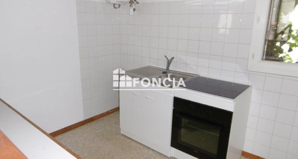 Location Appartement 2 pièces 37.59 m² - Clermont-ferrand 63100