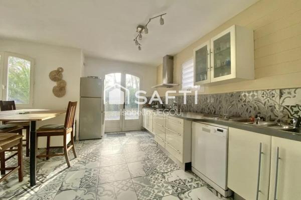 Villa de charme avec de beaux espaces de vie proche du Golf d'Arcachon/Pyla