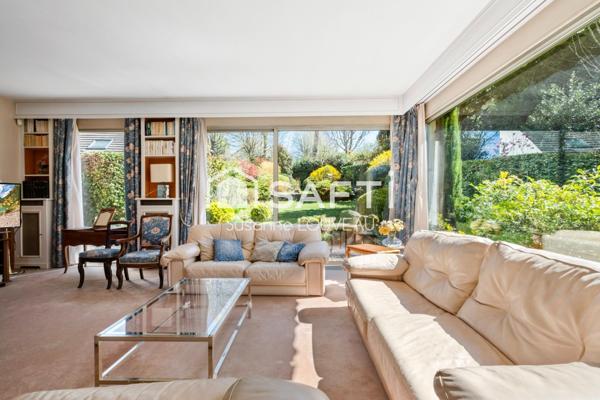 Maison familiale à réinventer dans un écrin de verdure