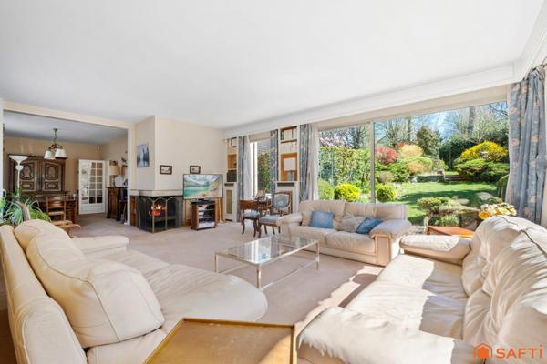 Maison familiale à réinventer dans un écrin de verdure