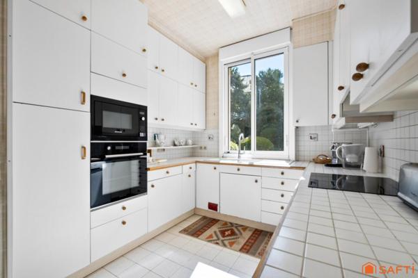 Maison familiale à réinventer dans un écrin de verdure