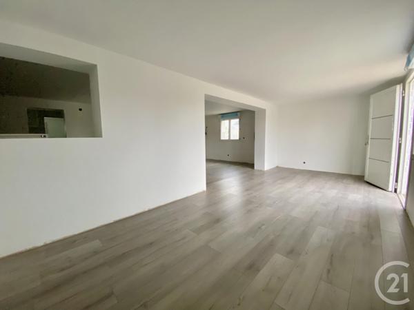 Appartement T3 à vendre  3 pièces - 84,23 m2 LES ABRETS EN DAUPHINE - 38