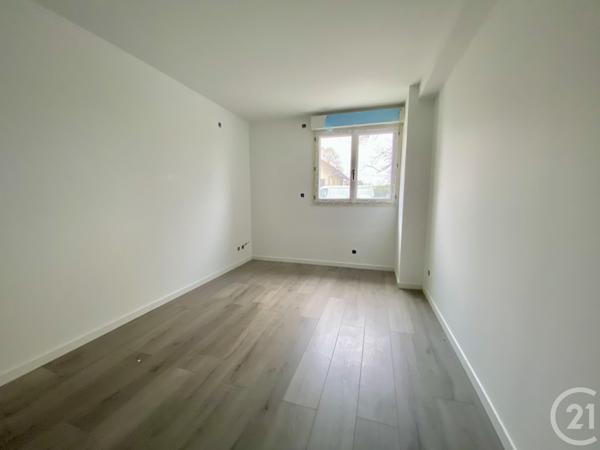 Appartement T3 à vendre  3 pièces - 84,23 m2 LES ABRETS EN DAUPHINE - 38