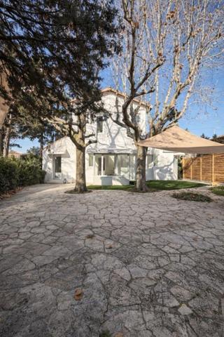 MAISON DE CARACTÈRE ENTIÈREMENT RÉNOVÉE (2024) 12E MARSEILLE 12E ? 122 m² ? 4 CHAMBRES ? JARDIN ? CALME ABSOLU