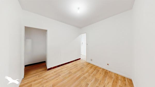 Appartement à vendre 260 000 € Marseille 05 3 p 63 m² DPE D