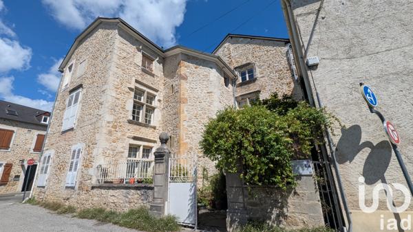 Immeuble à vendre 390 m² Gan