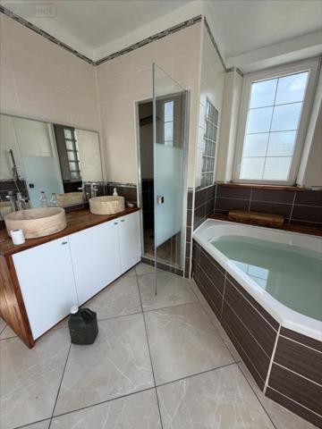 Maison à vendre à Châteaulin dans le Finistère (29150), ref : 29060-1094587