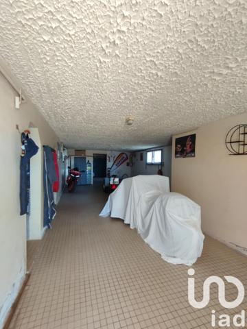 Maison 6 pièces de 195 m² à Bazoges-en-Pareds (85390)