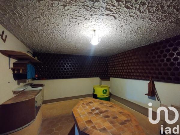 Maison 6 pièces de 195 m² à Bazoges-en-Pareds (85390)