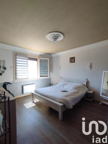 Maison 6 pièces de 195 m² à Bazoges-en-Pareds (85390)