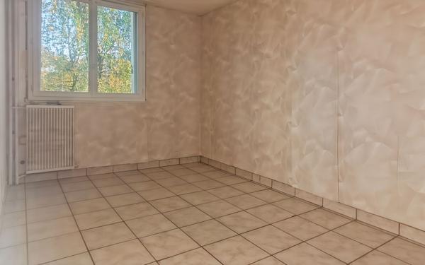 Appartement à vendre    4 pièces • 72,95 m2 Saint-Pierre-des-Corps