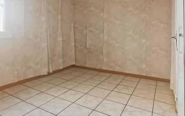 Appartement à vendre    4 pièces • 72,95 m2 Saint-Pierre-des-Corps