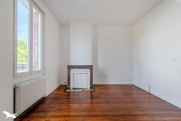 Maison à vendre 240 908 € Coutras 7 p 140 m² DPE C