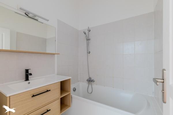 Maison à vendre 240 908 € Coutras 7 p 140 m² DPE C