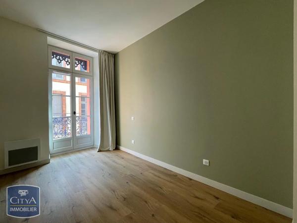 Appartement à louer 2 pièces 52.7m² Montauban (82000)