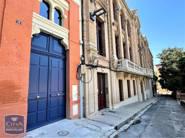 Appartement à louer 2 pièces 52.7m² Montauban (82000)