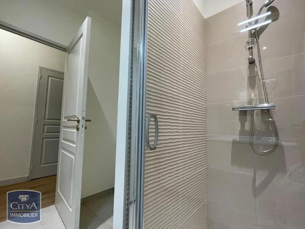 Appartement à louer 2 pièces 52.7m² Montauban (82000)