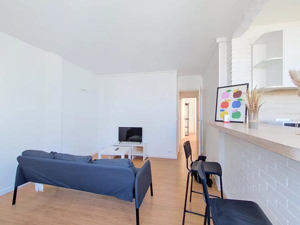 Location                                                      Chambre
                        
                     1 pièces                      58 m2                     à Valenton