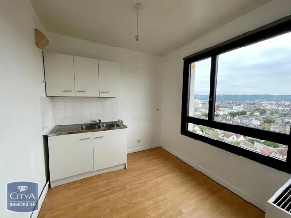 Appartement à louer 2 pièces 46.67m² Rouen (76100)