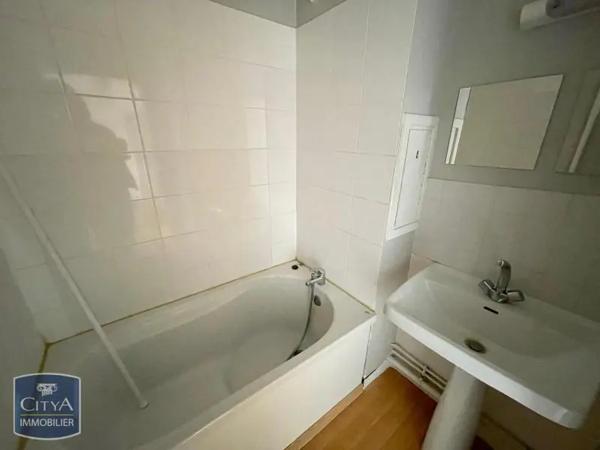 Appartement à louer 2 pièces 46.67m² Rouen (76100)