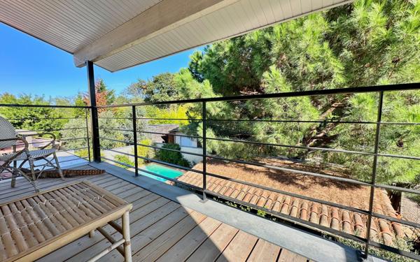 Maison à vendre    4 pièces • 155 m2 Eysines