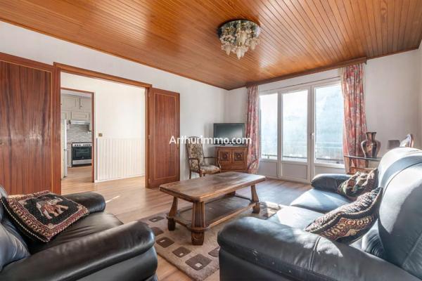 Vente                                                      Maison
                        
                     7 pièces                      177 m2                     à Sucy-en-Brie