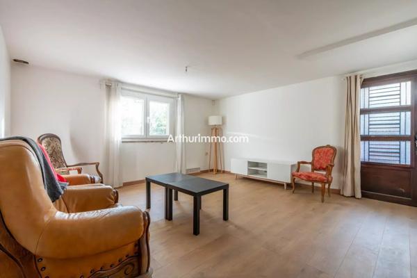 Vente                                                      Maison
                        
                     7 pièces                      177 m2                     à Sucy-en-Brie