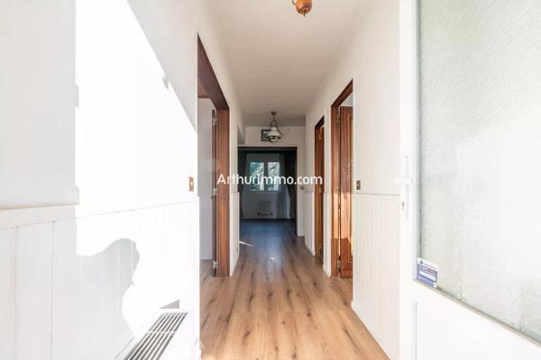 Vente                                                      Maison
                        
                     7 pièces                      177 m2                     à Sucy-en-Brie
