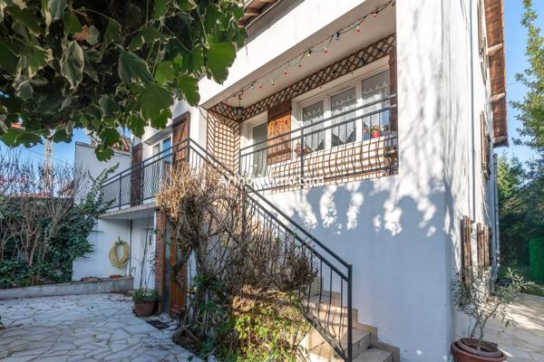 Vente                                                      Maison
                        
                     7 pièces                      177 m2                     à Sucy-en-Brie