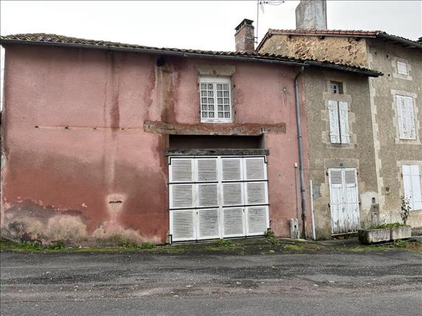 Maison à vendre |  Mézières-sur-Issoire |  6 pièces | 214 m²