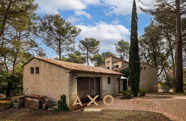 BOUC BEL AIR - MAISON - 178M² - TERRAIN 2 068M² - DOUBLE GARAGE - PISCINABLE - 830 000€