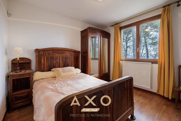 BOUC BEL AIR - MAISON - 178M² - TERRAIN 2 068M² - DOUBLE GARAGE - PISCINABLE - 830 000€