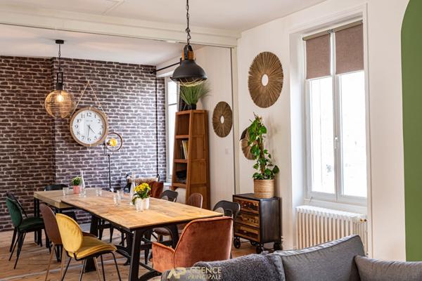 Appartement 87m2 Vieux port La Rochelle centre €727 500 ** - Référence FB703D