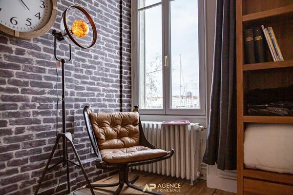 Appartement 87m2 Vieux port La Rochelle centre €727 500 ** - Référence FB703D