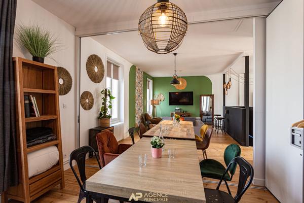 Appartement 87m2 Vieux port La Rochelle centre €727 500 ** - Référence FB703D