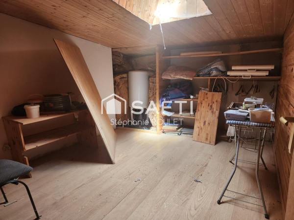 Maison ancienne avec cour