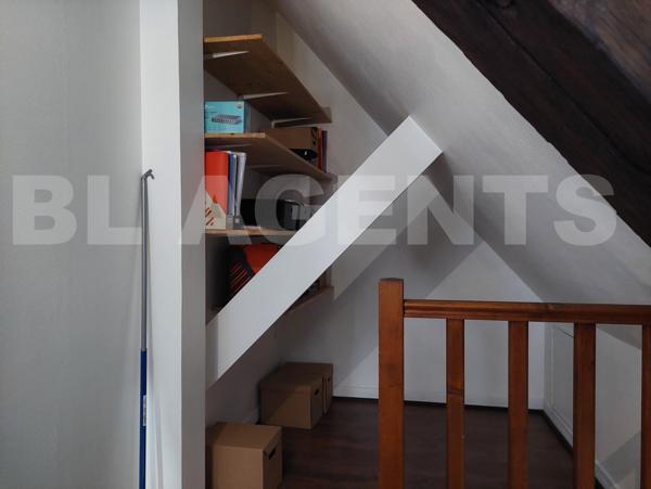 Studio atypique avec mezzanine de 31m², avec vue imprenable sur la Cathédrale.